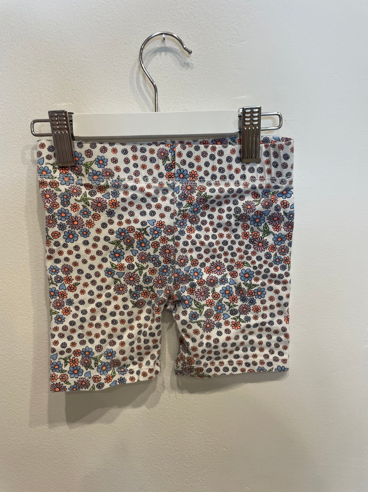 COTTON ON white floral bikeshort, size 3