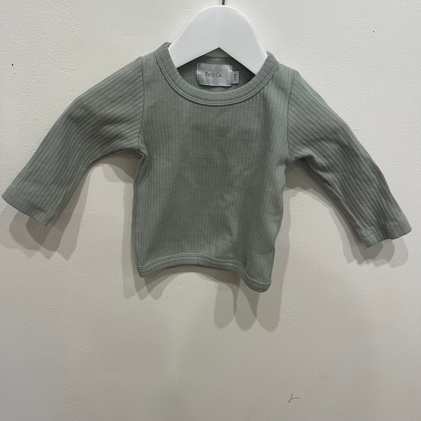 PETIT CO. Green Ribbed L/S, size 0-3m