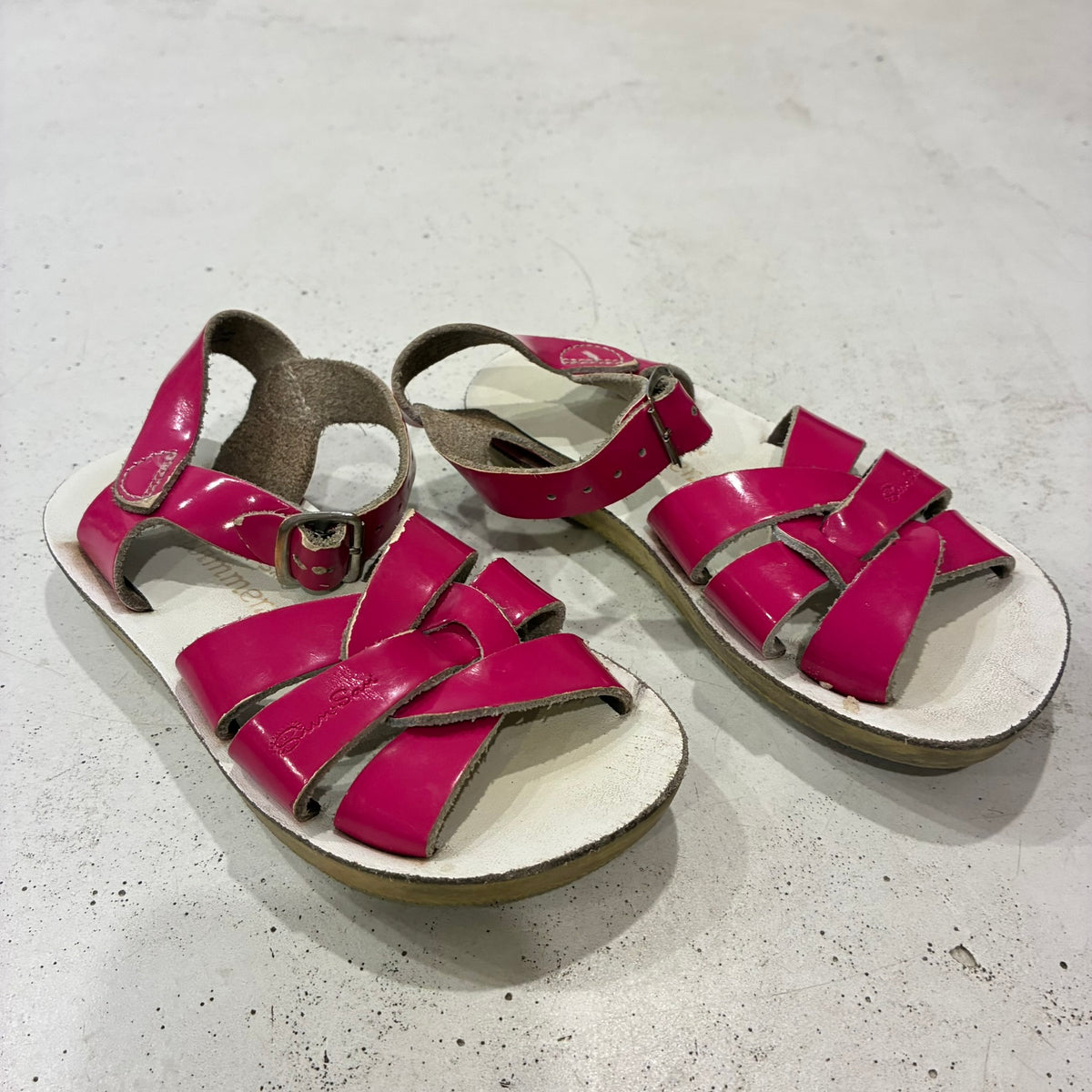 SALTWATER Pink Sandals 10