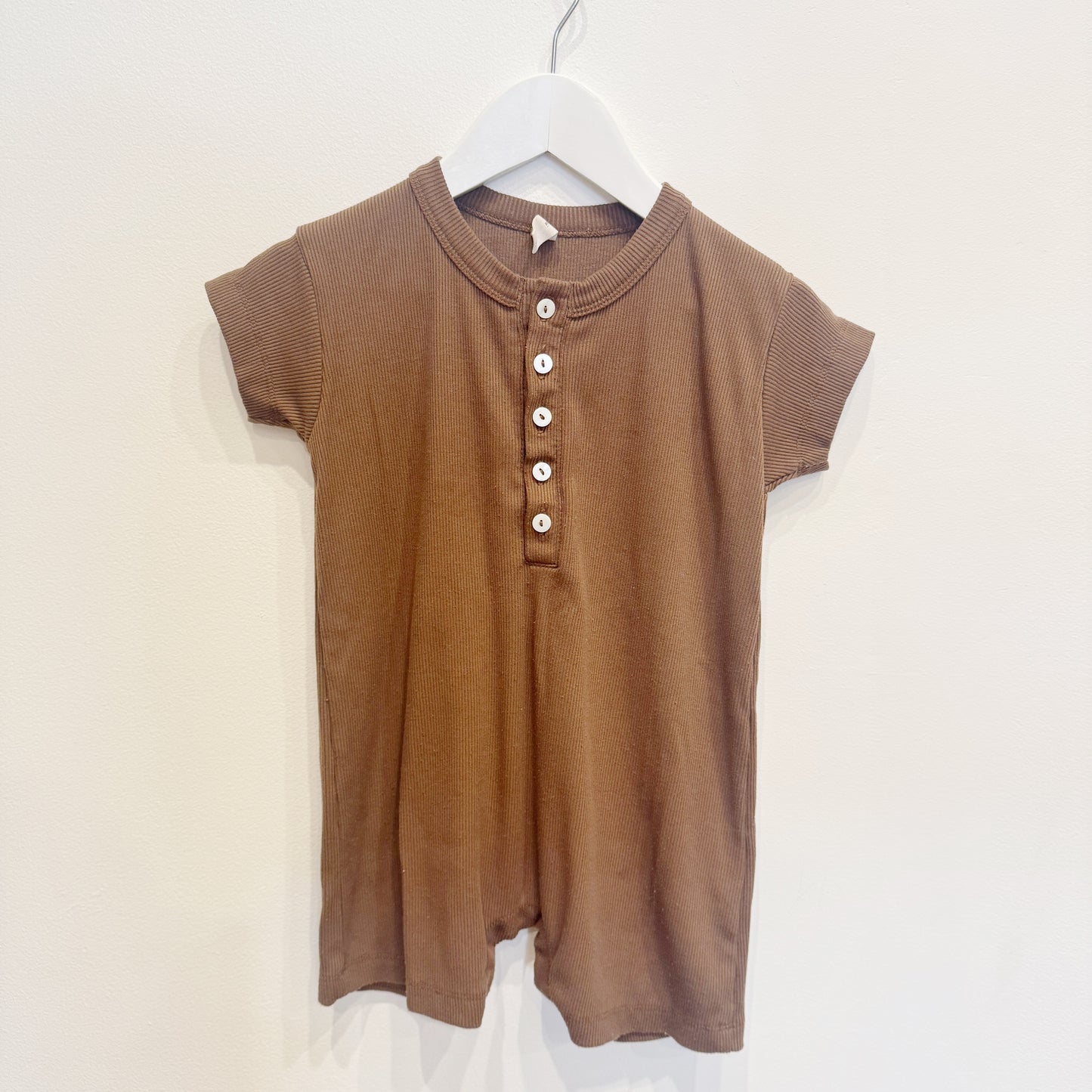 Cubbii Brown Ribbed Onesie, Size 2