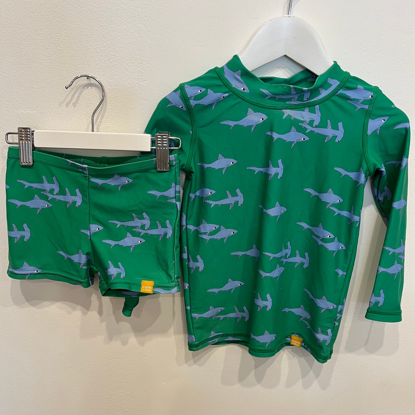 GOLDIE & ACE rashie and shorts, size 1