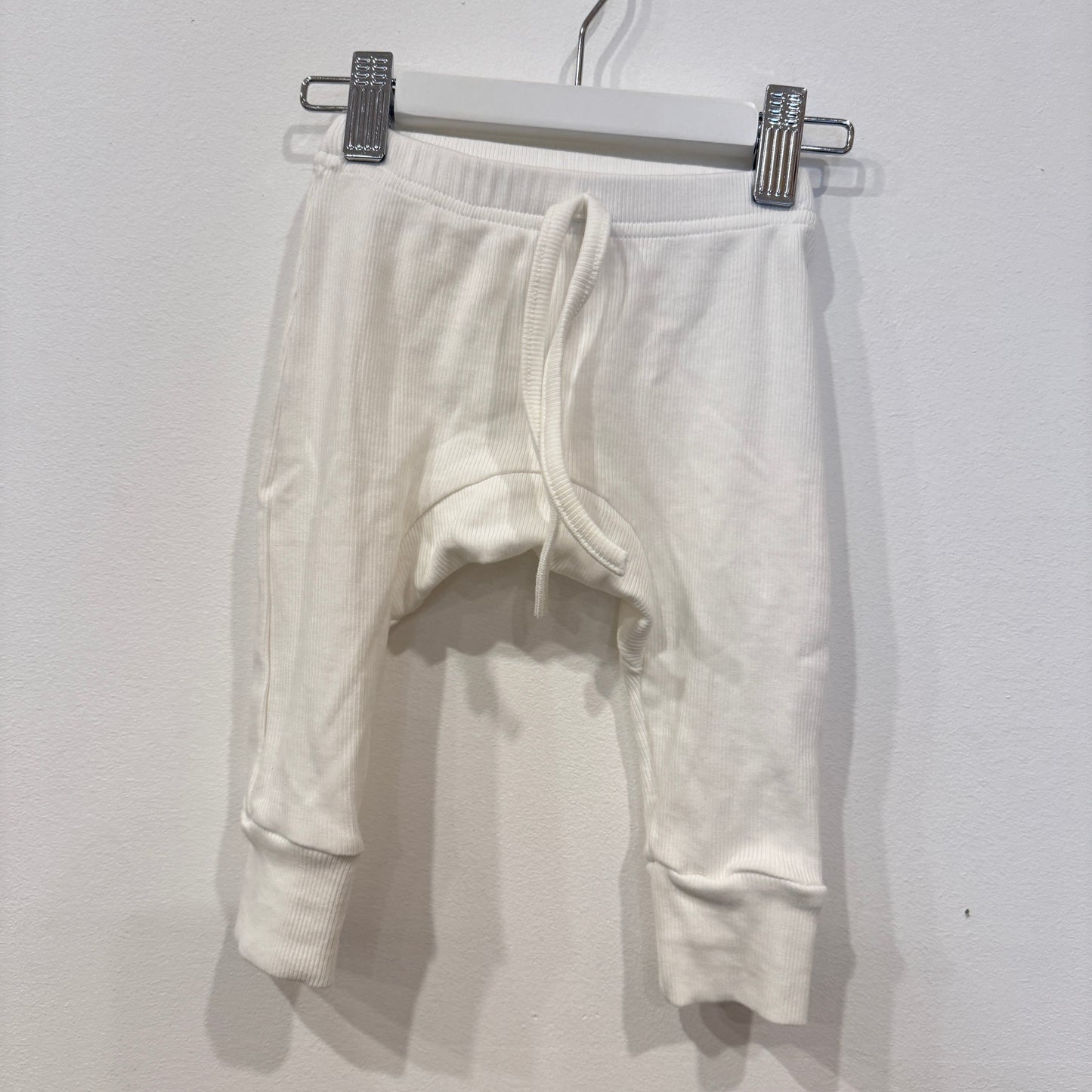 White ribbed pants, 3-6m