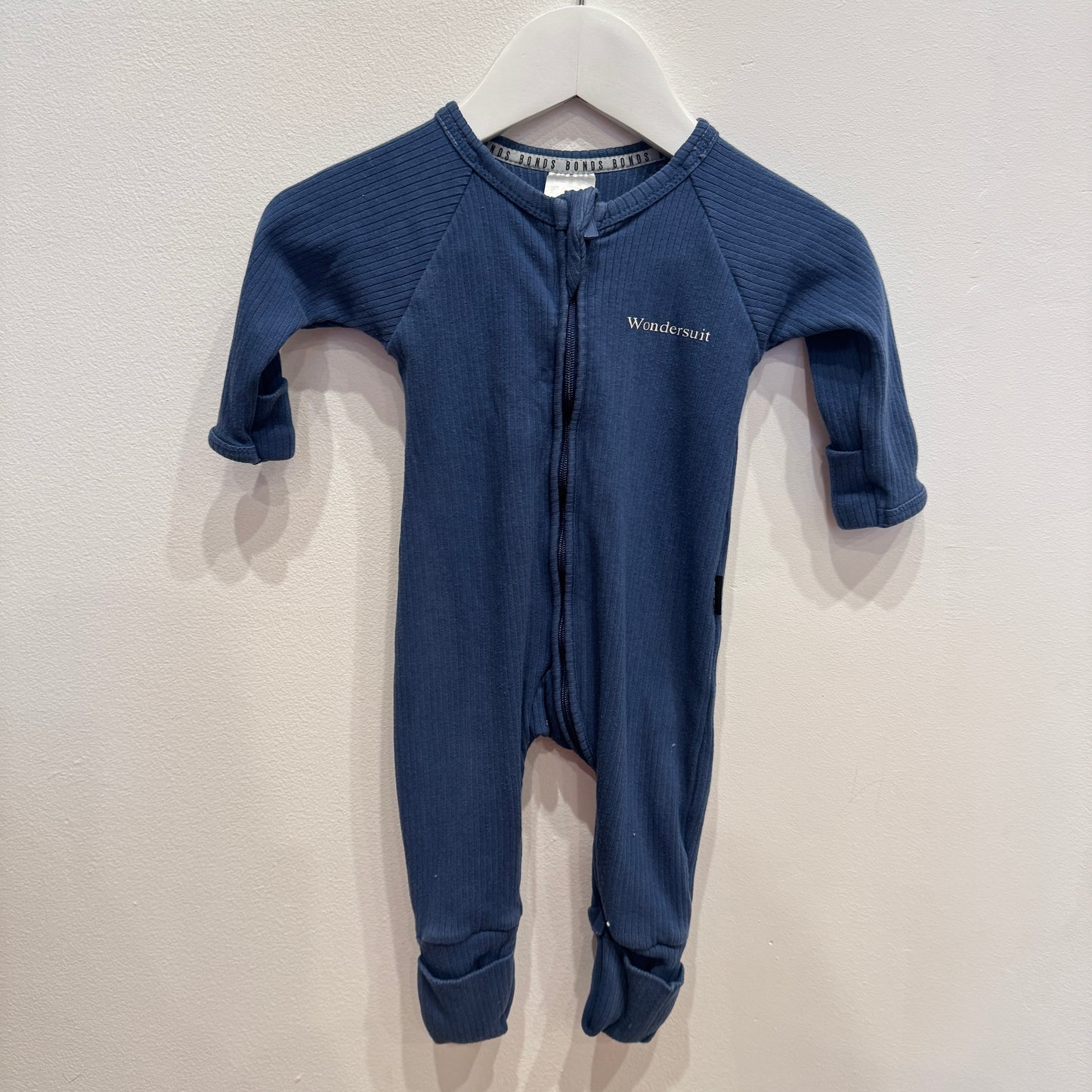 BONDS Navy Zipsuit, 0-3m