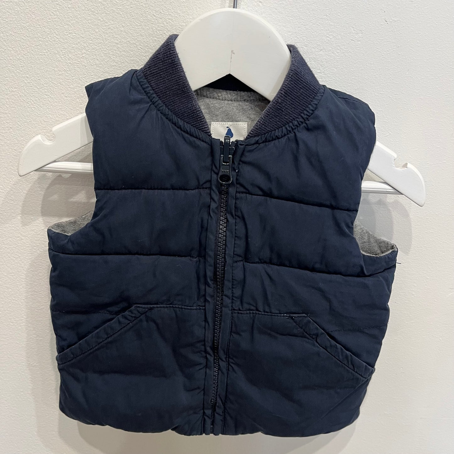 COUNTRY ROAD navy vest, size 6-12m