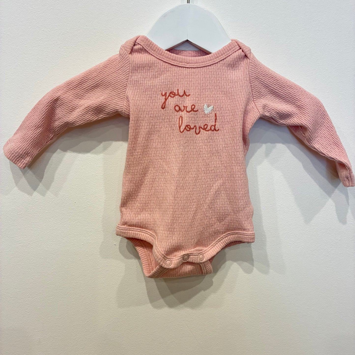 COTTON ON Loved Long Sleeve Bodysuit, NB