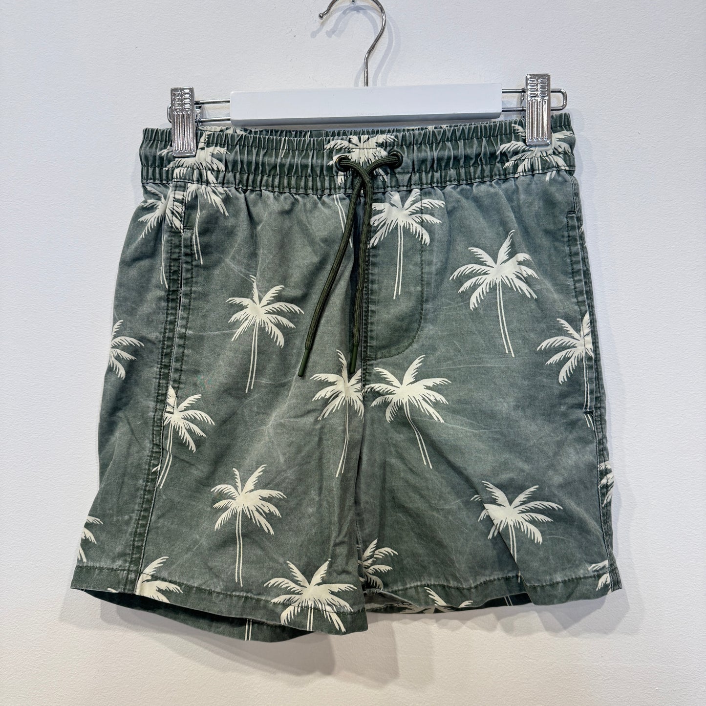 TARGET Green Palm Shorts, 8
