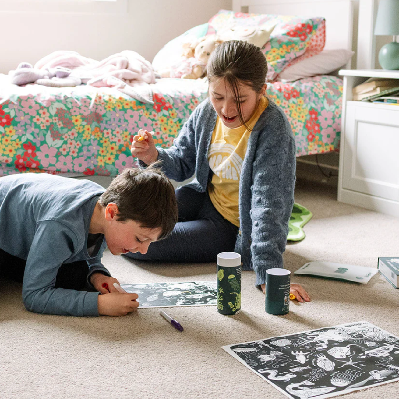 Glow-in-the-Deep Colouring Mat