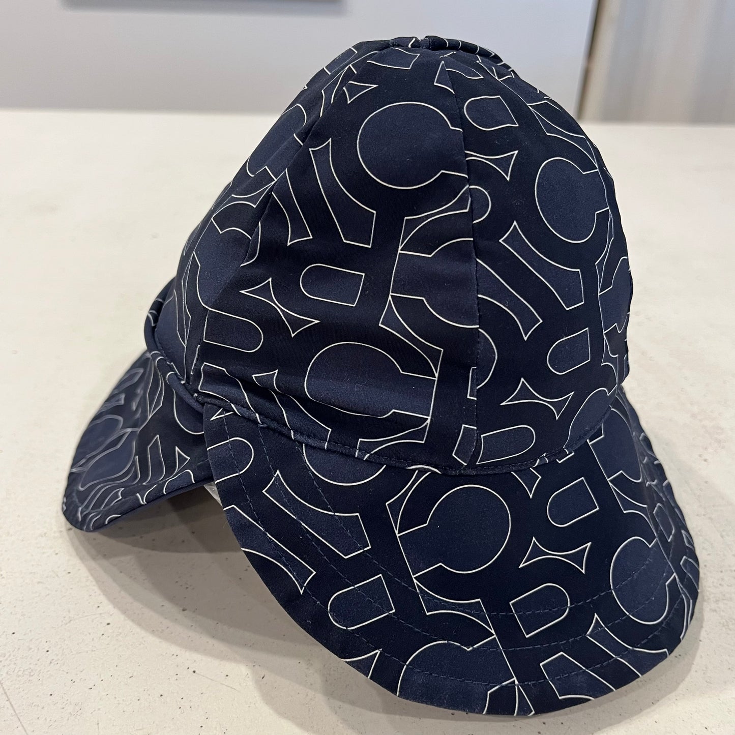 COUNTRY ROAD Swim Hat, One Size