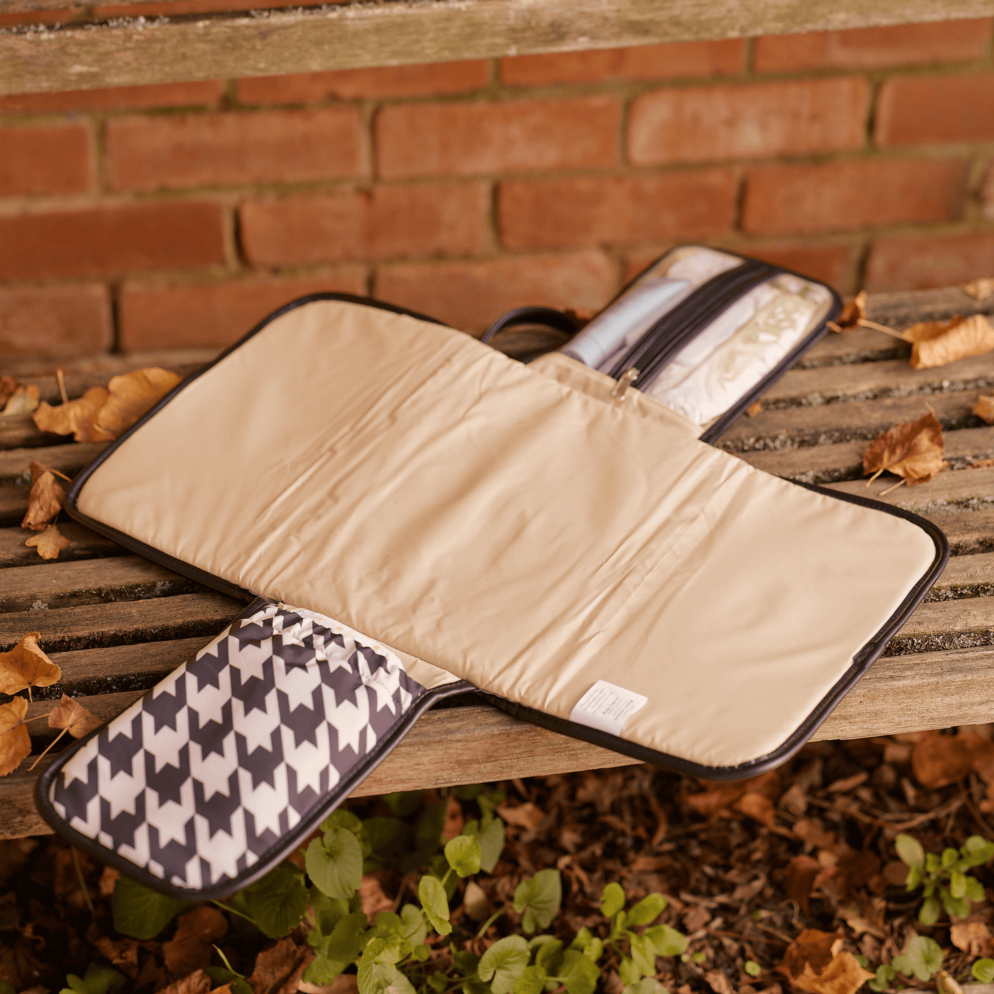 Nappy Change Mat Clutch, Houndstooth