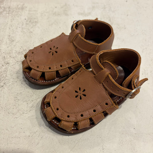 ADELISA & CO tan sandals, size EU20