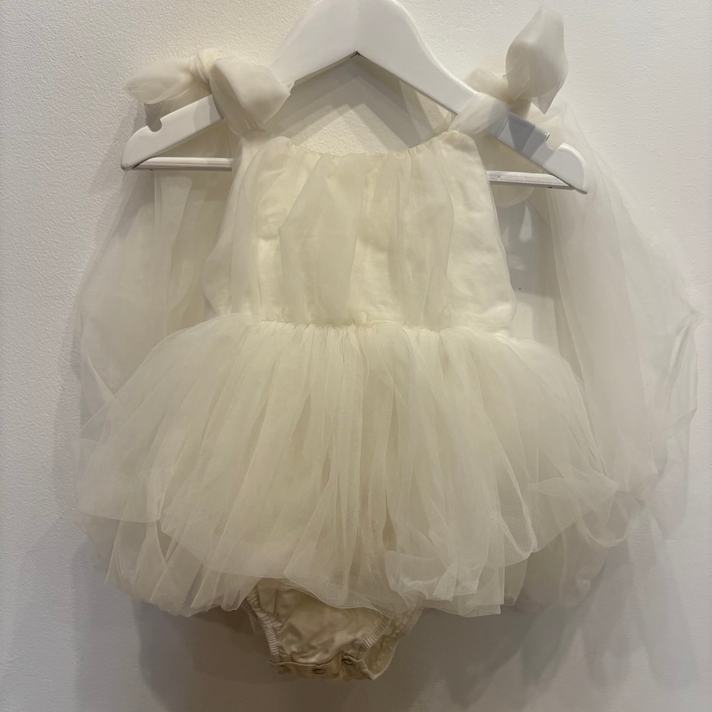 ARABELLA & ROSE white tutu, size 2