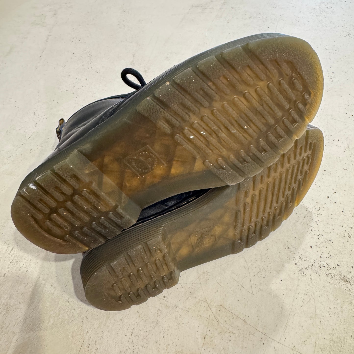 DR MARTENS Air Wait Junior Boots, US 11 / UK 10