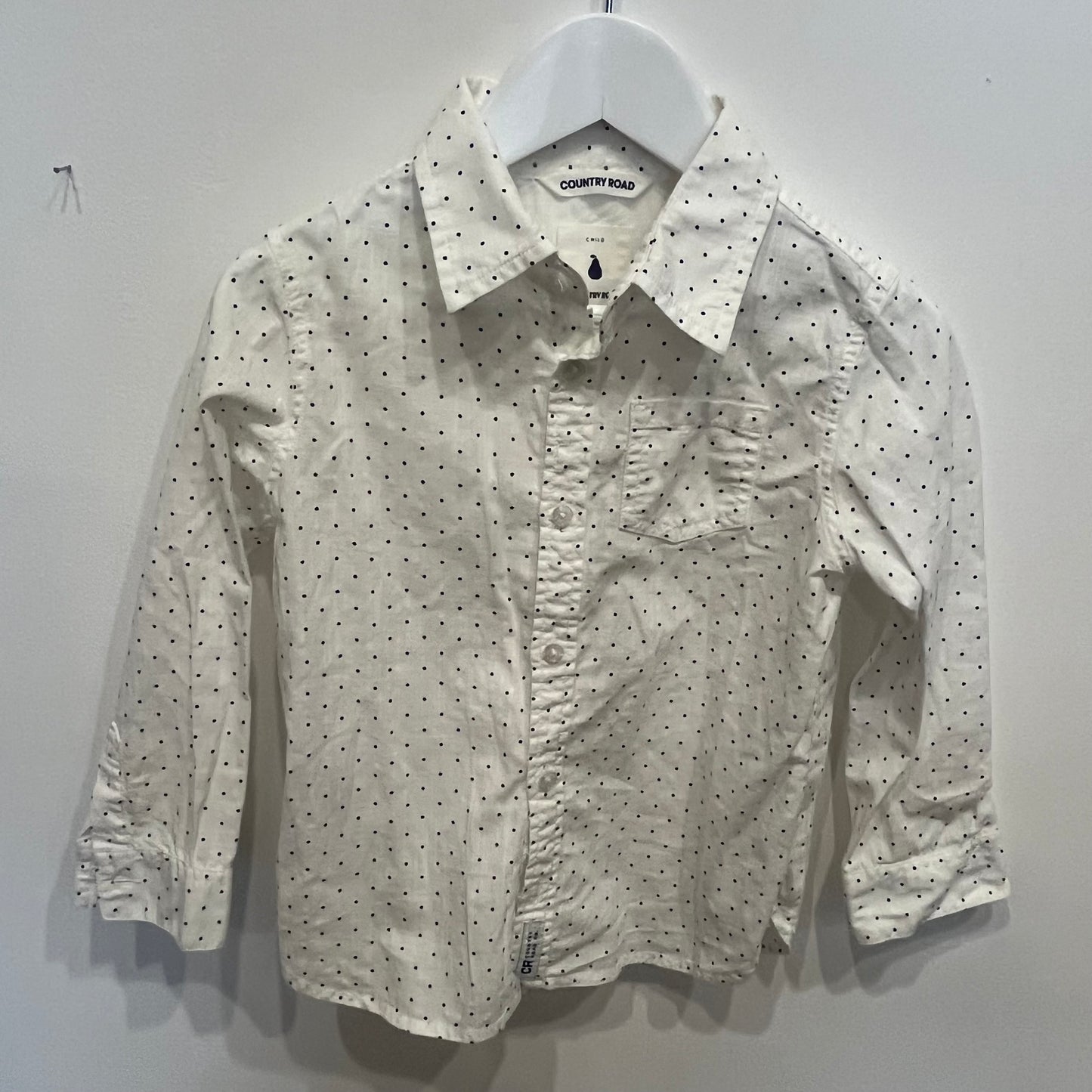 COUNTRY ROAD spot shirt, size 4