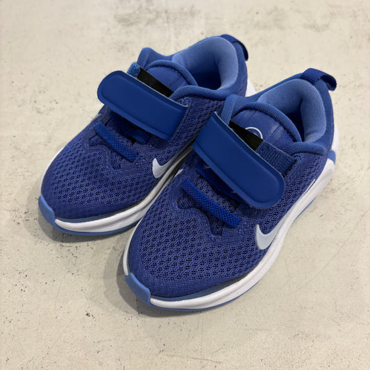 NIKE blue runners, size EU25