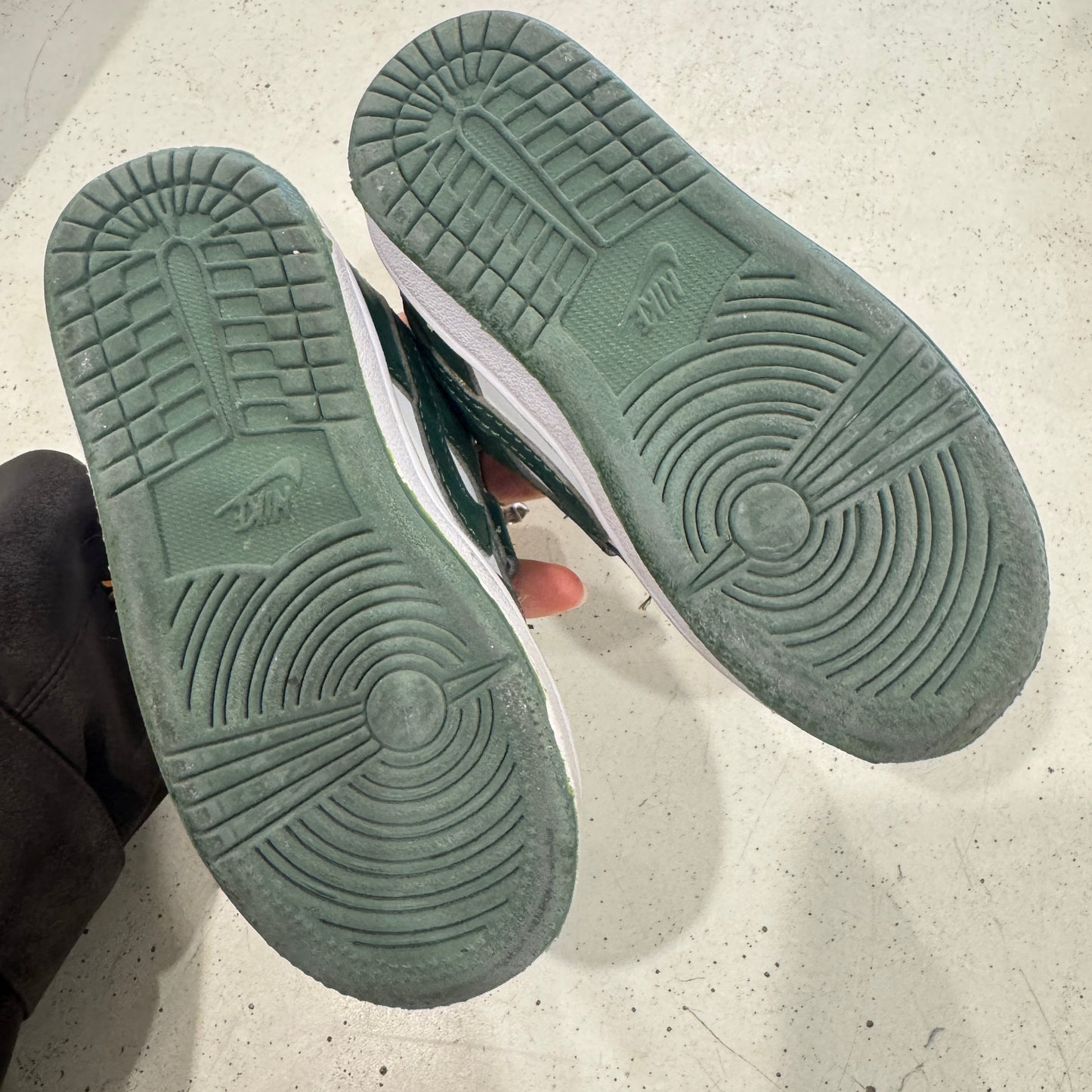 NIKE Green Dunks, EU22