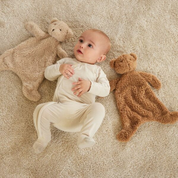 Lulu the Cuddly Comforter, Brown