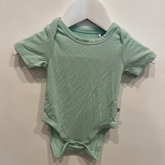 Farren Baby green ss romper, size 3-6m