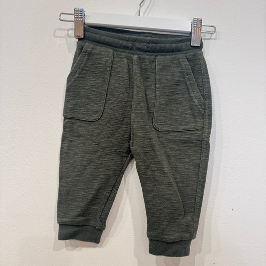 COUNTRY ROAD Green track pants, 1