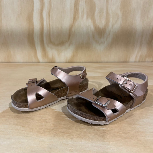 Birkenstock 	Sandals	Brown& pink	26