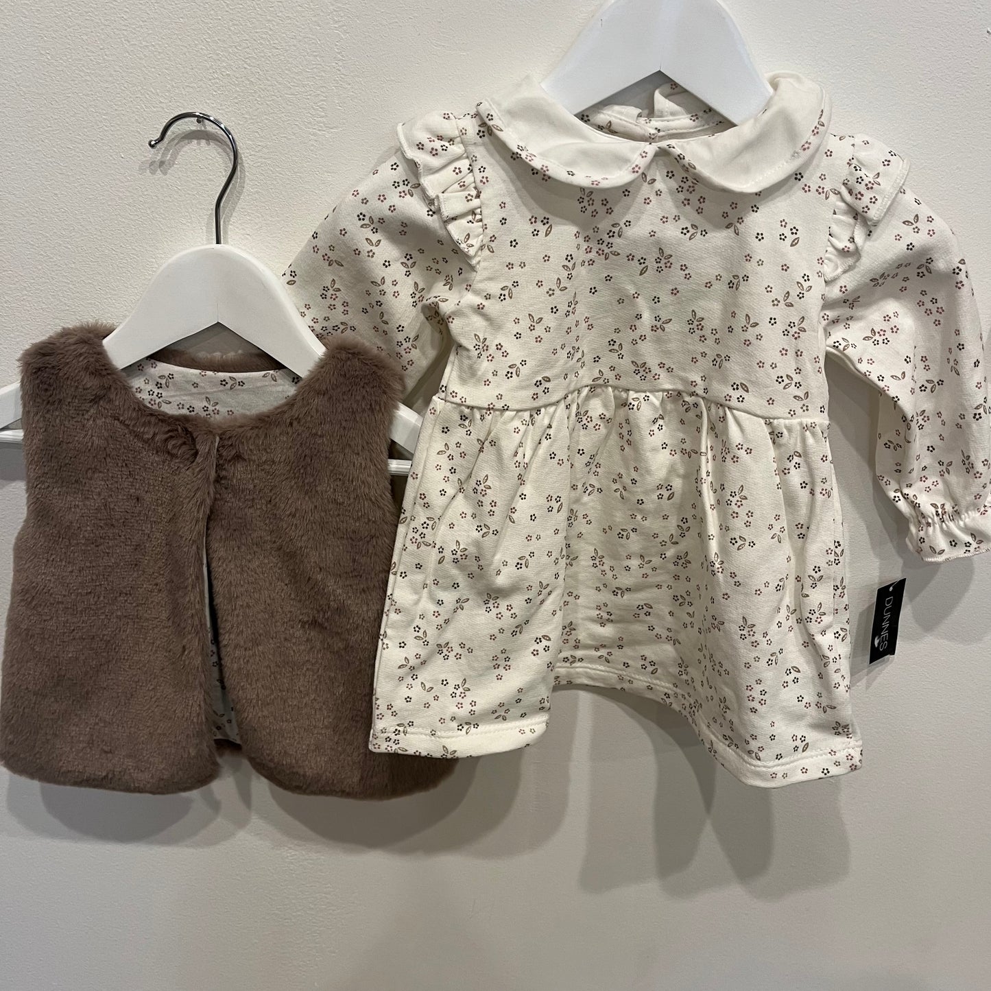 DUNNES Dress & Faux Fur Vest Set, size 6-9m