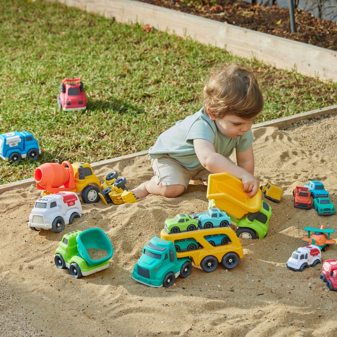 Bioplastic Utility Trucks, Large