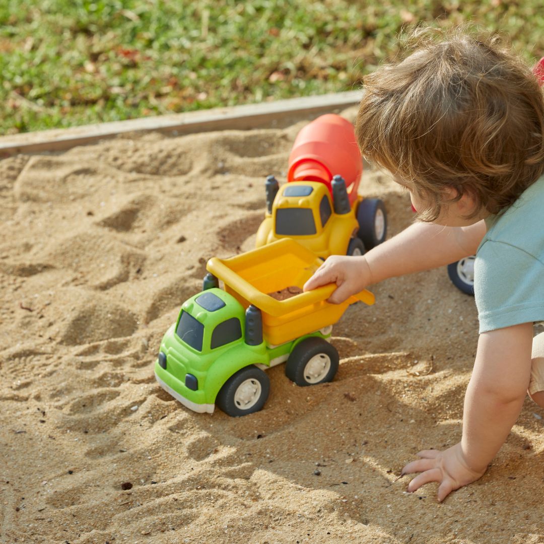 Bioplastic Utility Trucks, Large