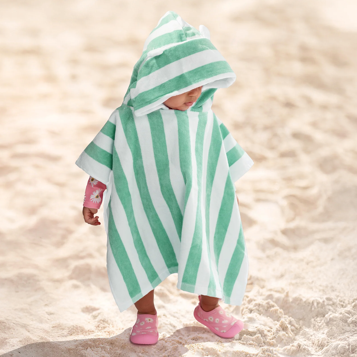 Hooded Beachcomber Towel, Seagrass