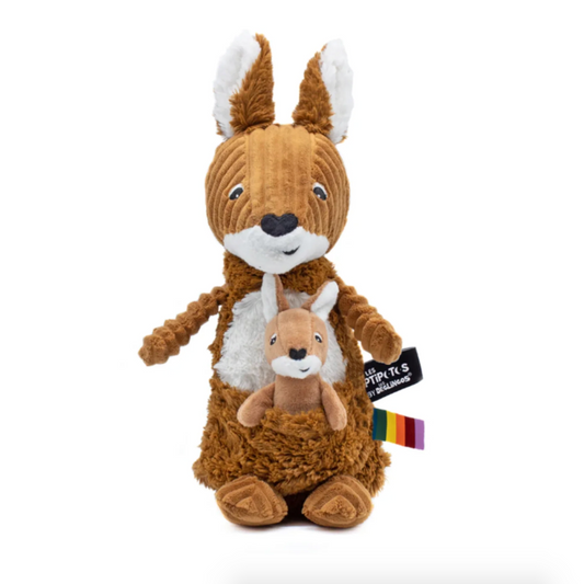 Allezou the Kangaroo, Mum & Baby