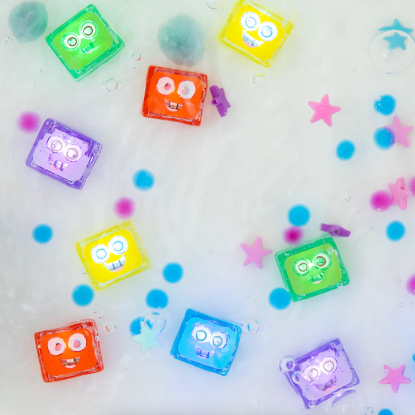 Glo Pal Cube, Party