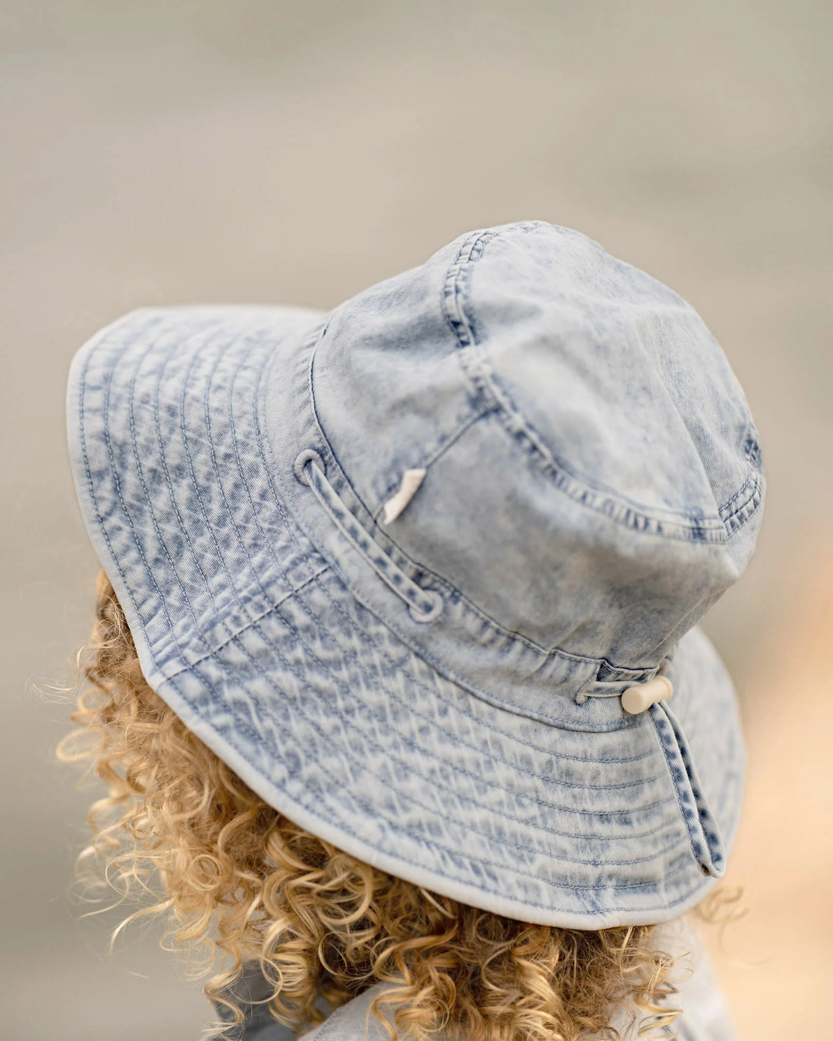 Olly Sunhat, Indiana