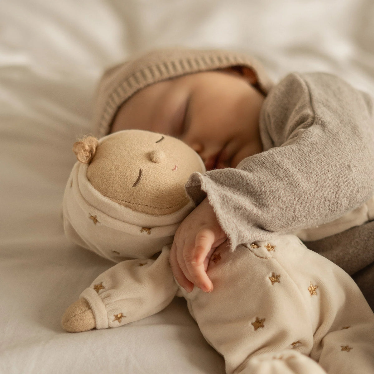 Lullaby Dozy Dinkum, Lyra