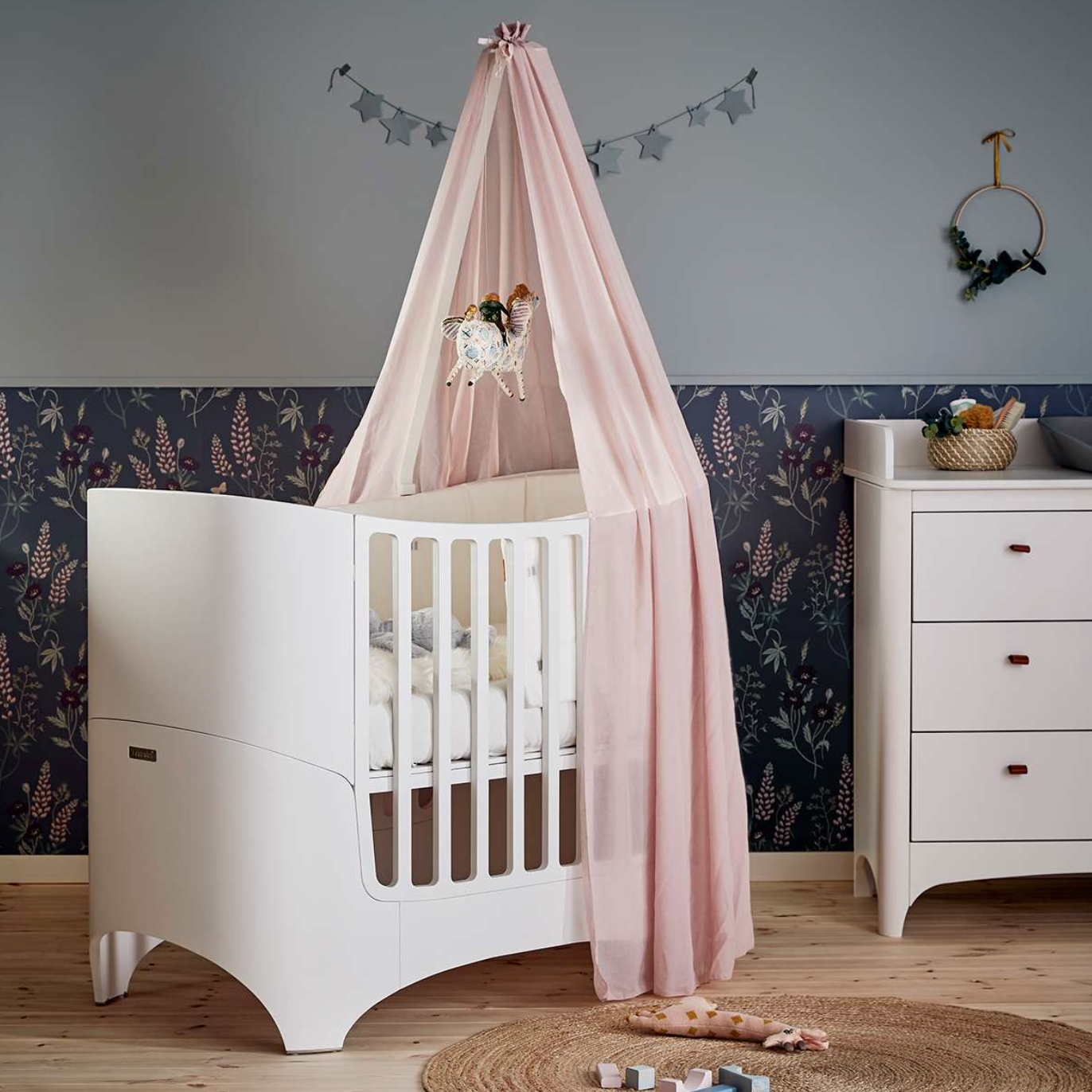 *EX-DISPLAY Leander Classic Cot, White